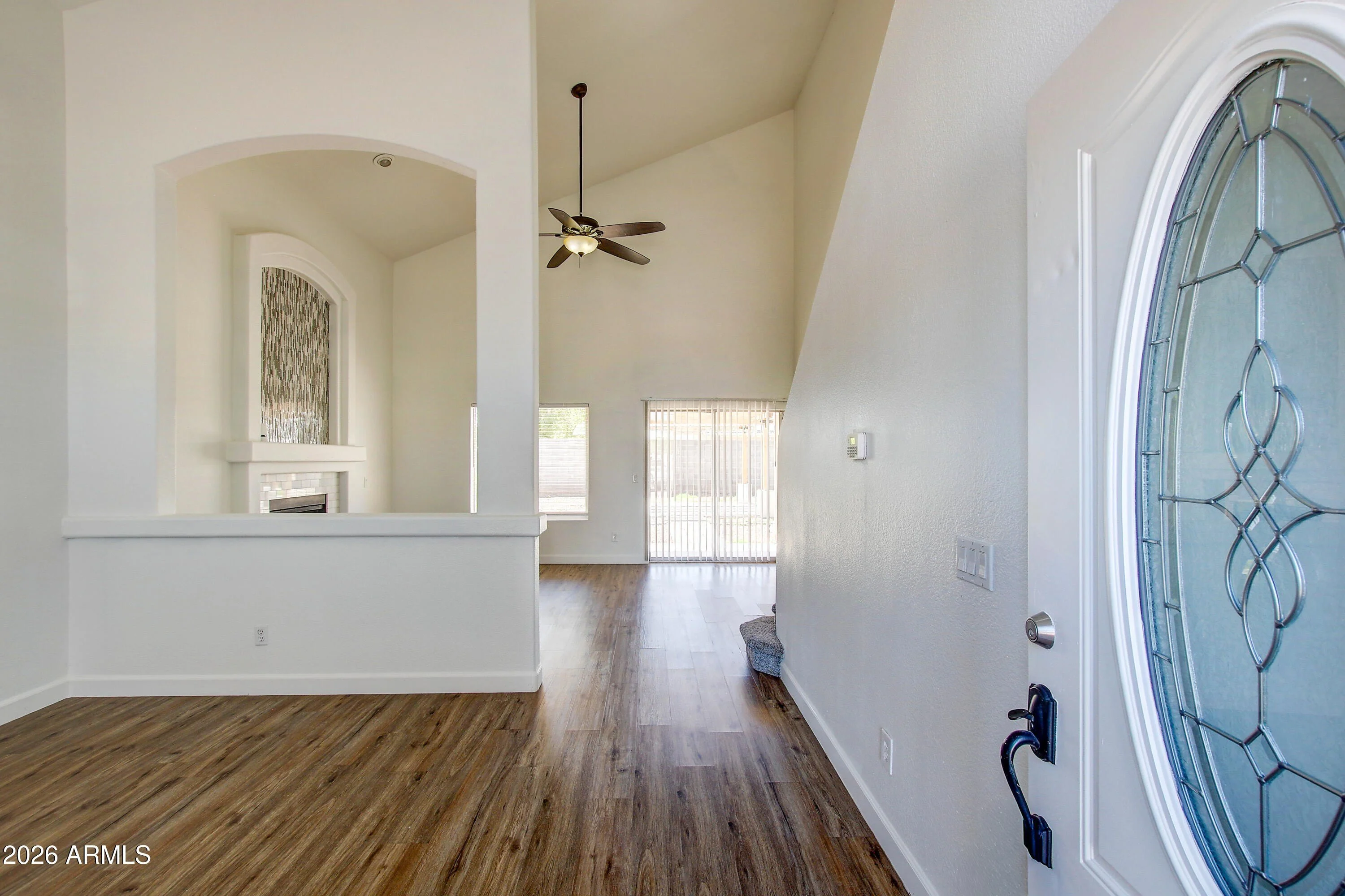 1550 N SUNSET Place photo 4