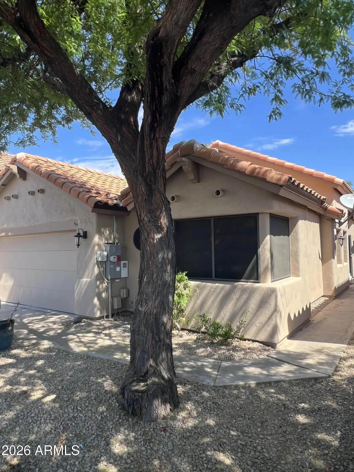 3534 E Verbena Dr Phoenix, AZ 85044 photo 2