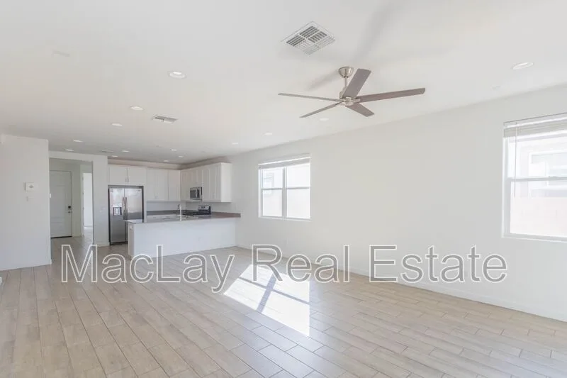 36610 W Mediterranean Way Maricopa, AZ 85138 photo 5