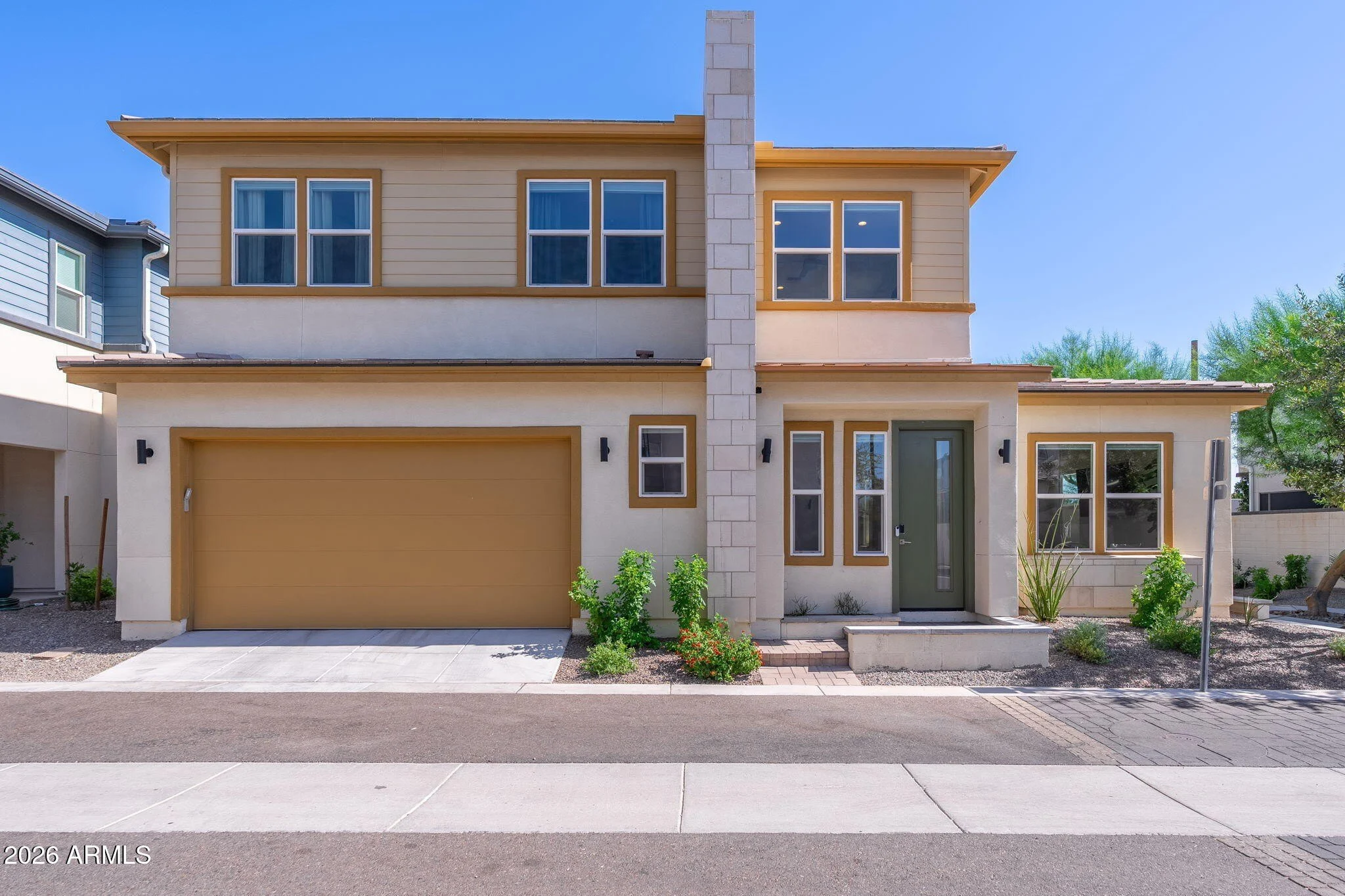 1555 E Ocotillo Rd Phoenix, AZ 85014
