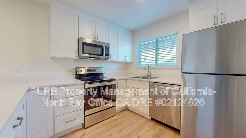 7359 Boris Ct Rohnert Park, CA 94928 photo 2