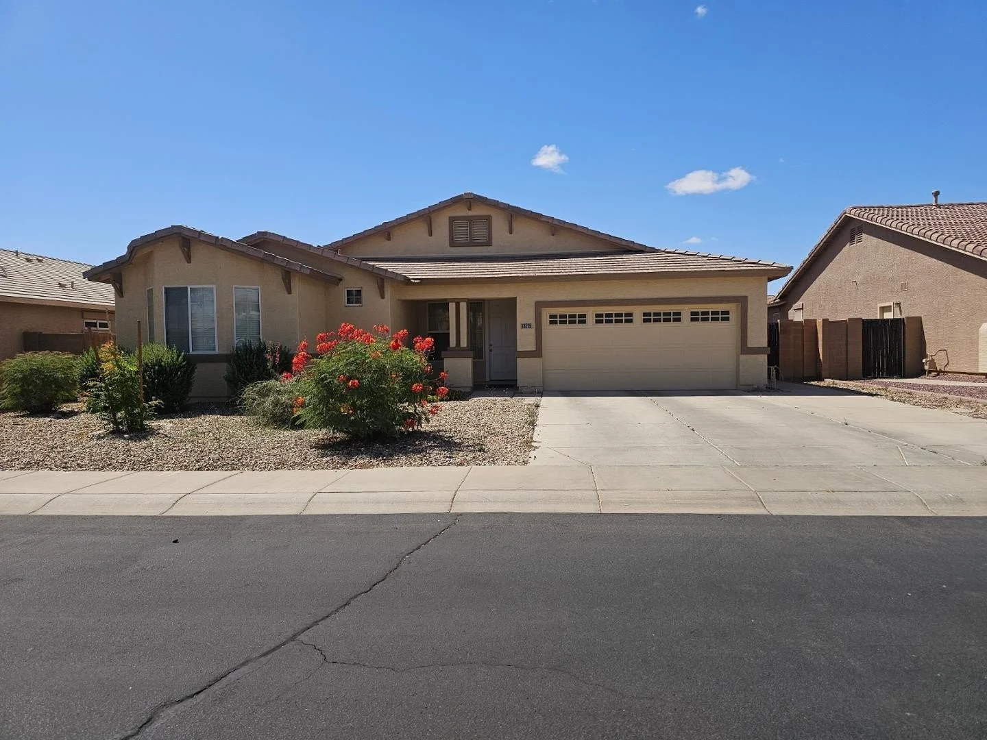 18515 W Caribbean Ln Surprise, AZ 85388 photo 4