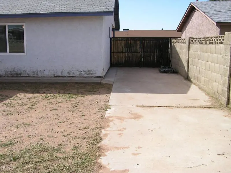 Hoa Free, 3 Bed With Desert Landscaping And Rv Gate! photo 5