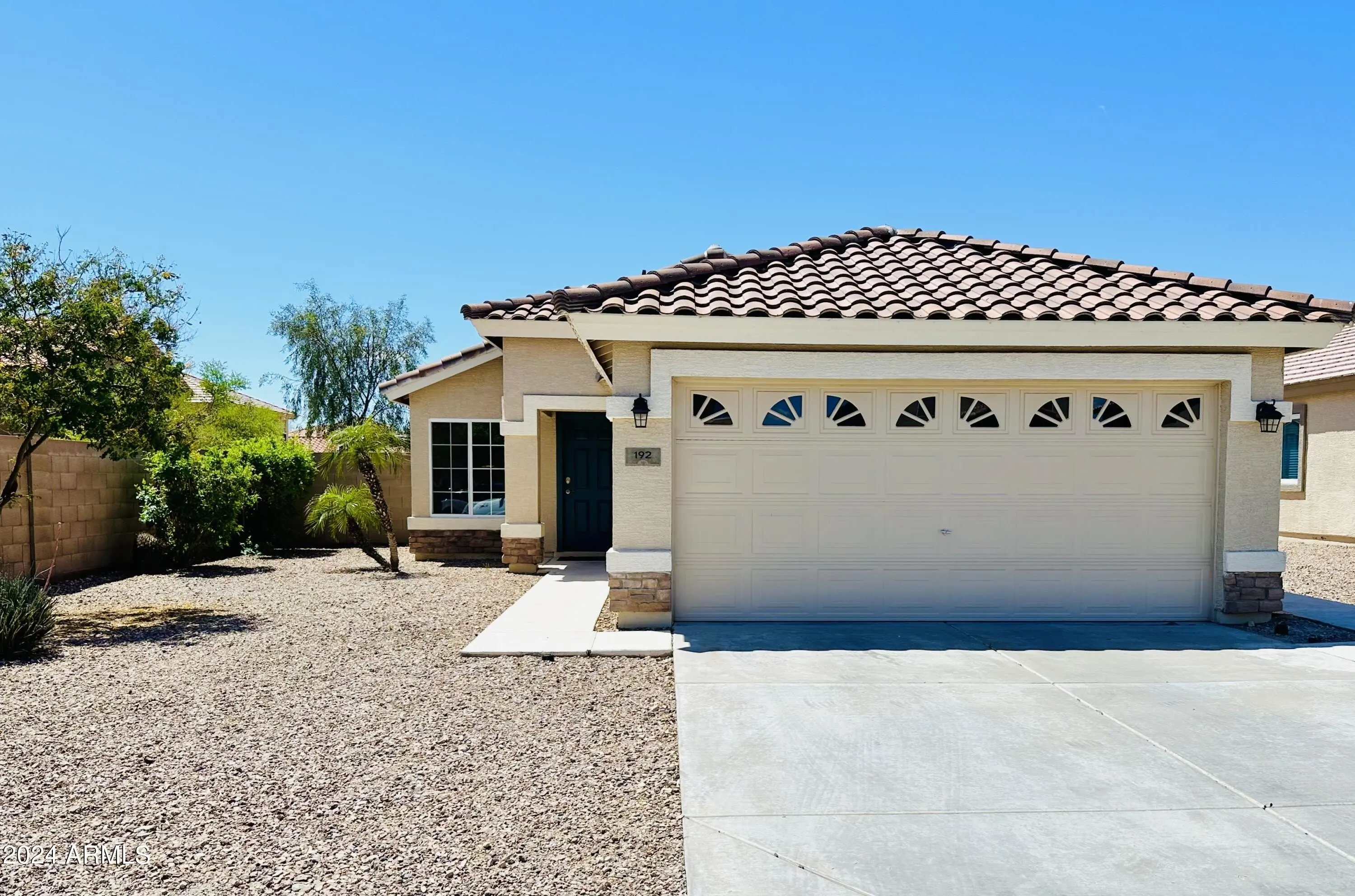 192 N 222nd Dr Buckeye, AZ 85326 photo 2