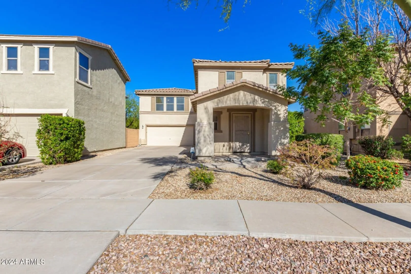 Gorgeous 3 bedroom, 2.5 bath.  Premium lot!  Great Community! photo 2