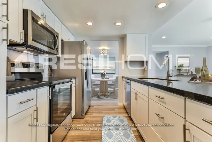 1303 E Dunbar Dr photo 5