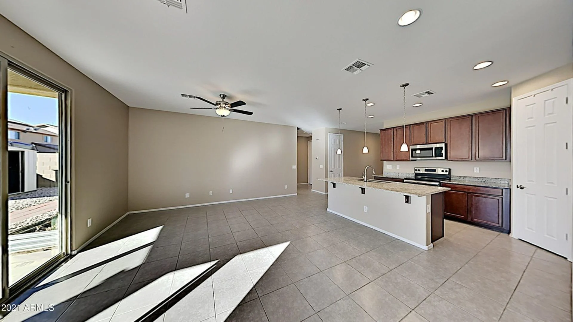 beautiful 3ba 2bth Laveen home photo 3