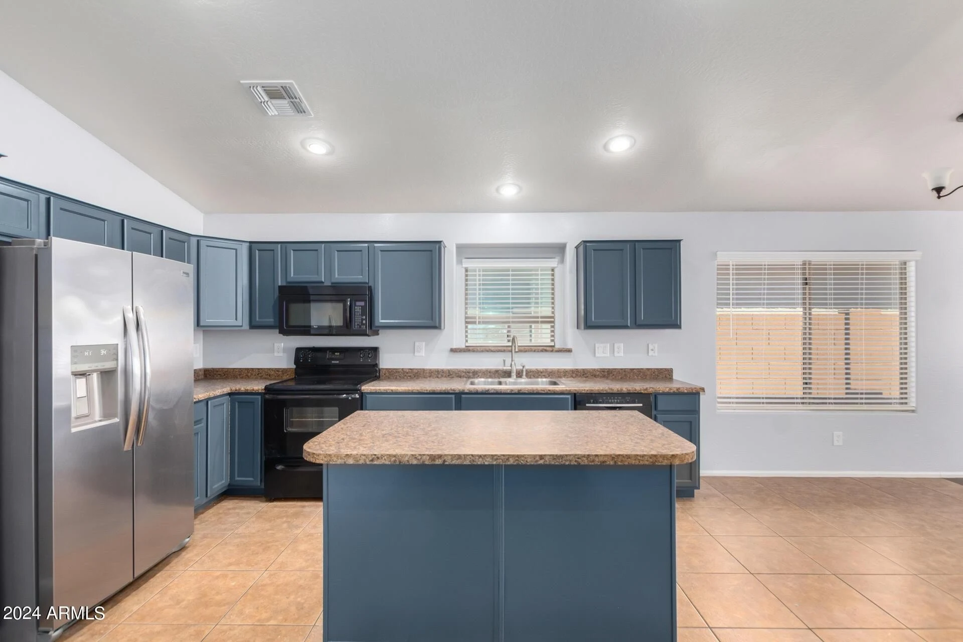 45127 W Jack Rabbit Trail photo 4