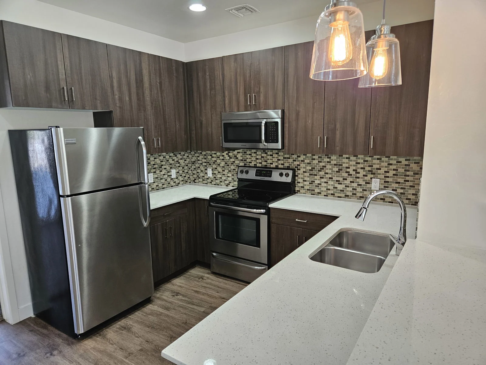 8053 E Thomas Rd Scottsdale, AZ 85251 photo 5