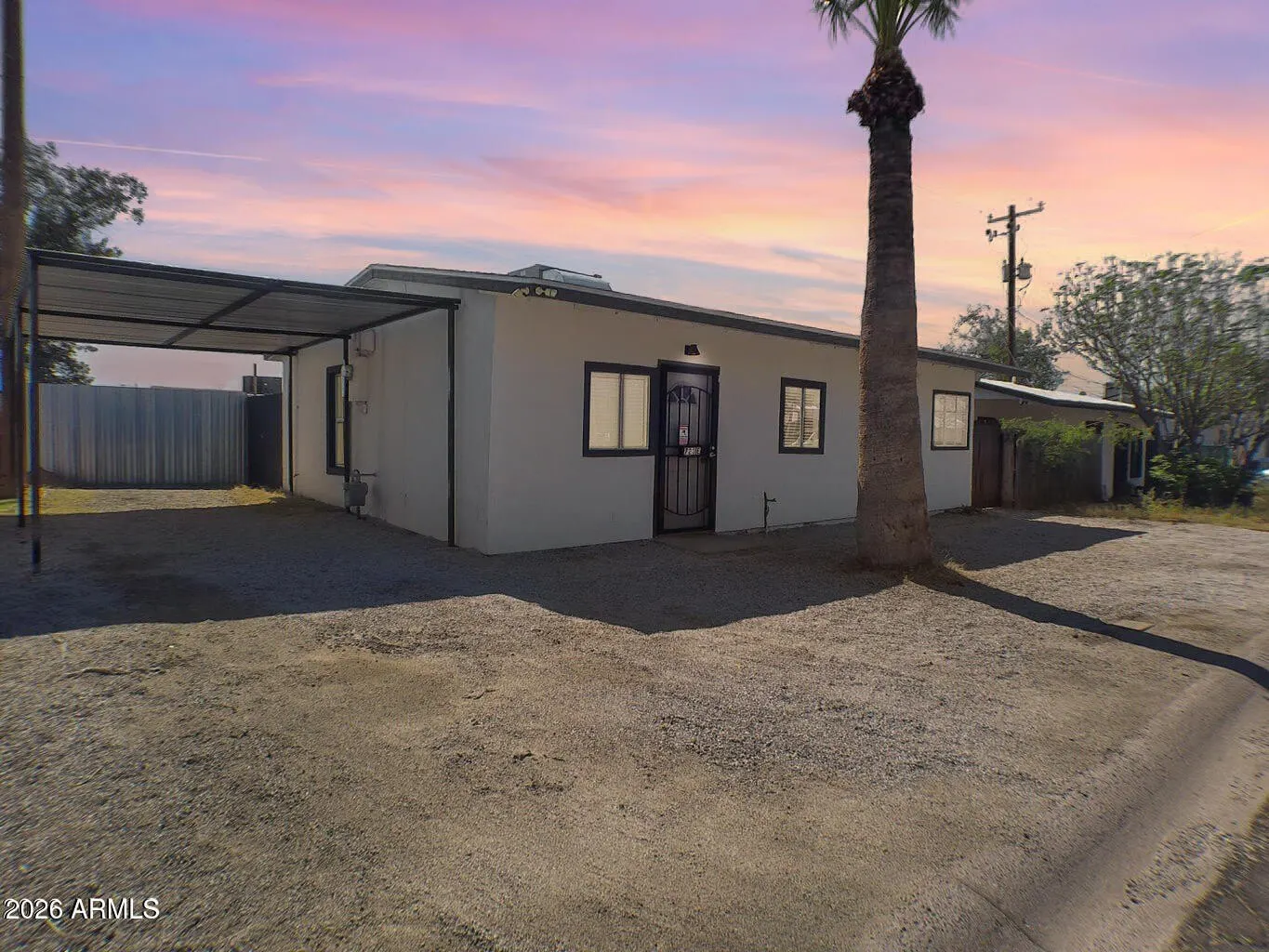 723 E Sunnyslope Ln Phoenix, AZ 85020