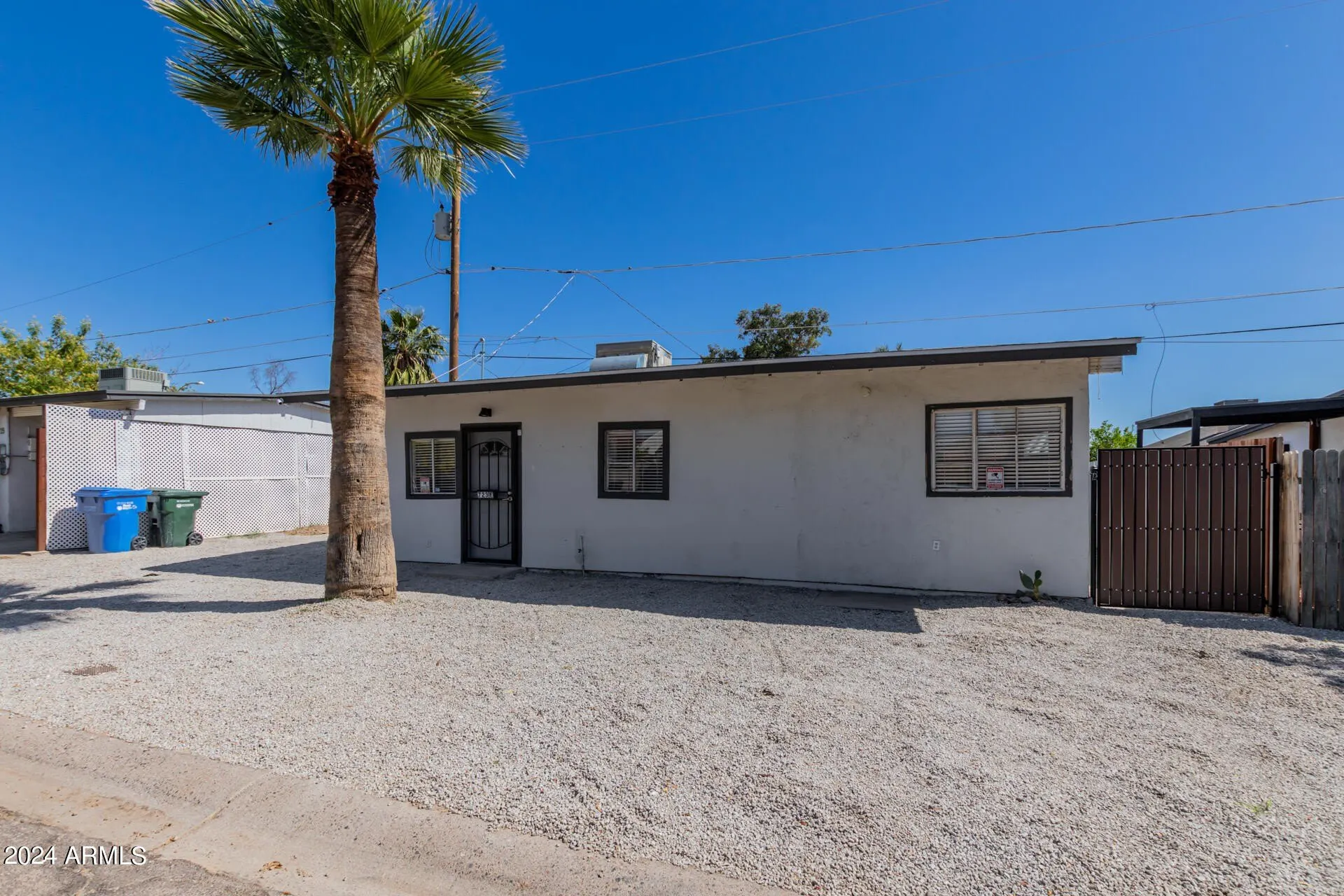 723 E Sunnyslope Ln Phoenix, AZ 85020 photo 3
