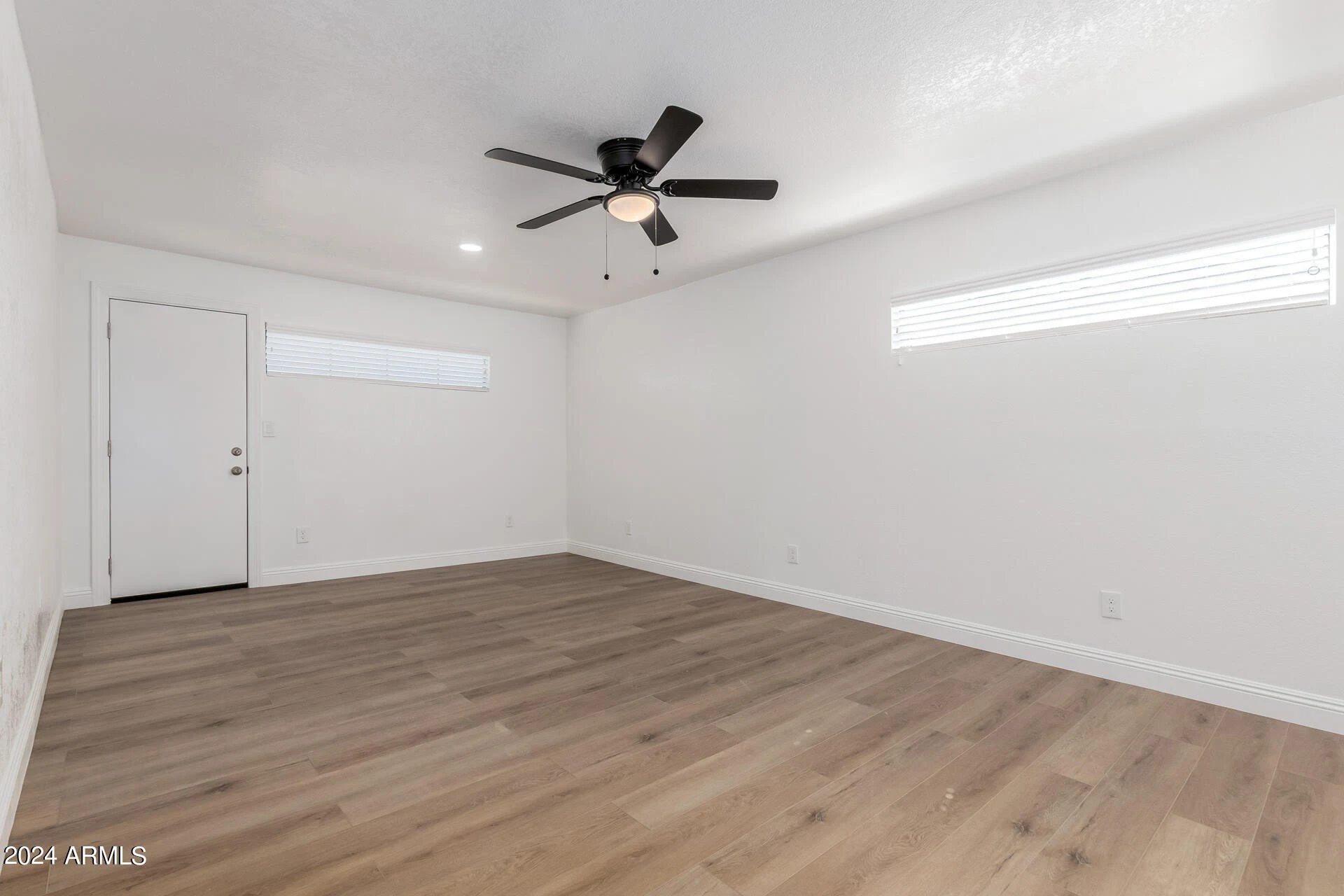 723 E Sunnyslope Ln Phoenix, AZ 85020 photo 4