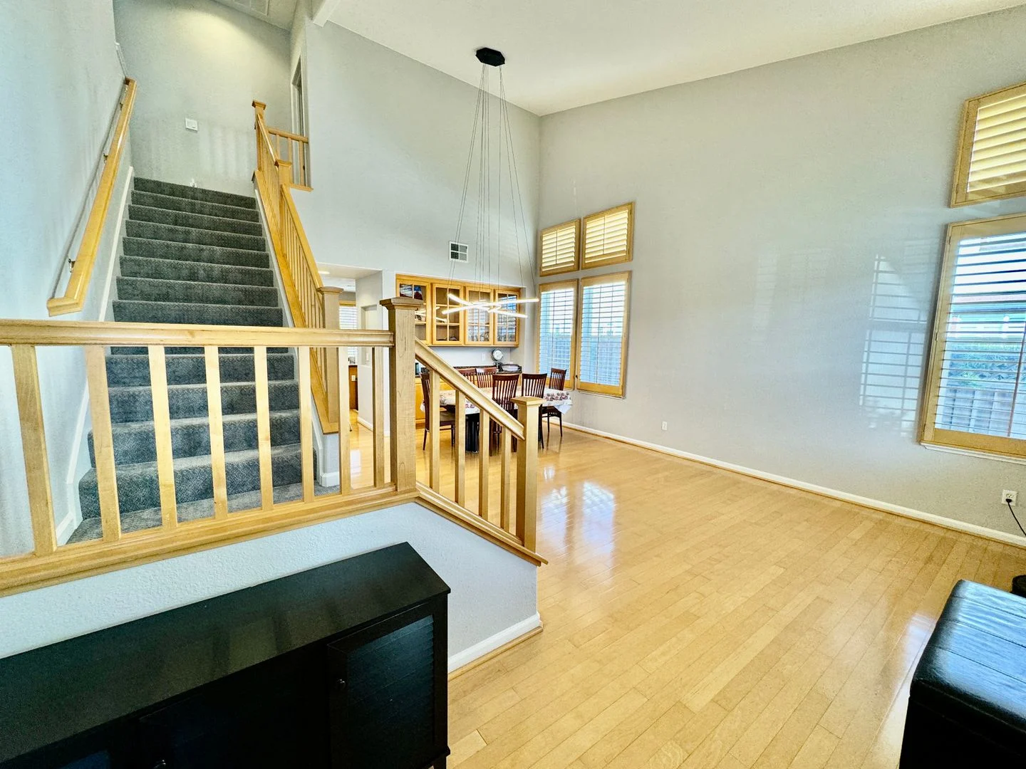 5BR/3BA Other on Amberwood Cir · South San Francisco photo 4