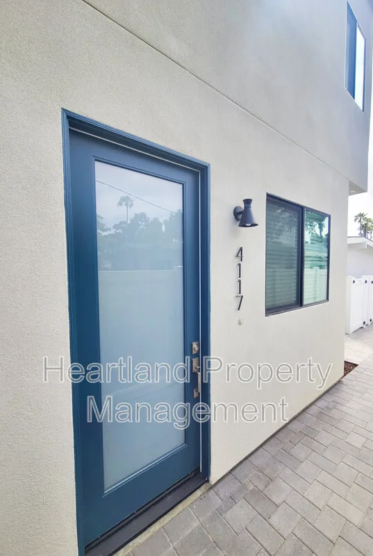 4117 Clairemont Mesa Blvd photo 2