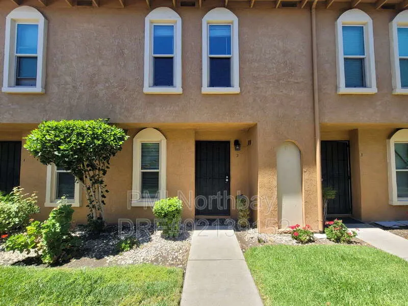 1206 Dana Dr Fairfield, CA 94533 photo 2