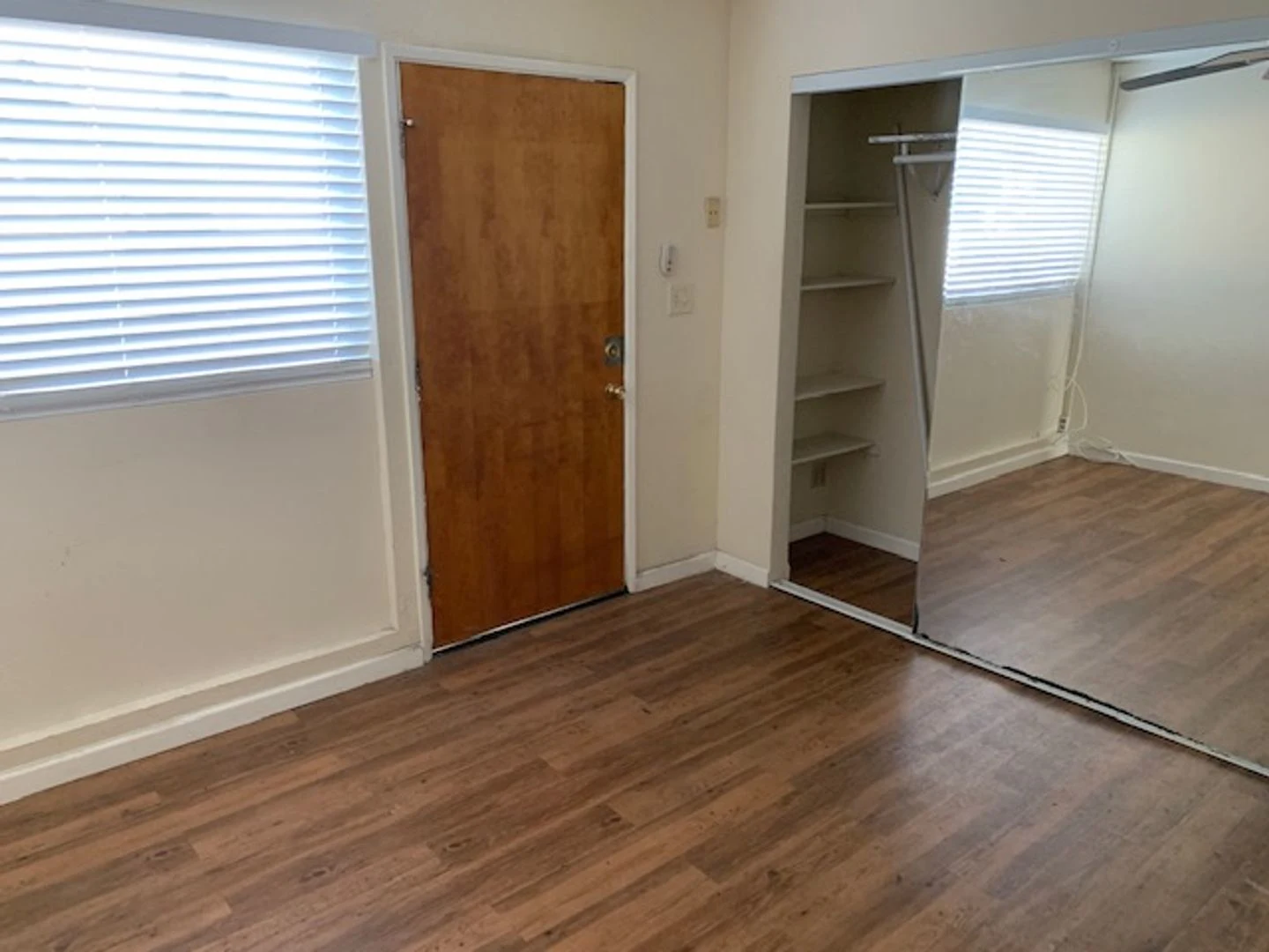 Updated 2BD/1BA Apartment with In-Unit Laundry + 2 Parking Spots - 1/2 Off Second Month's Rent photo 4