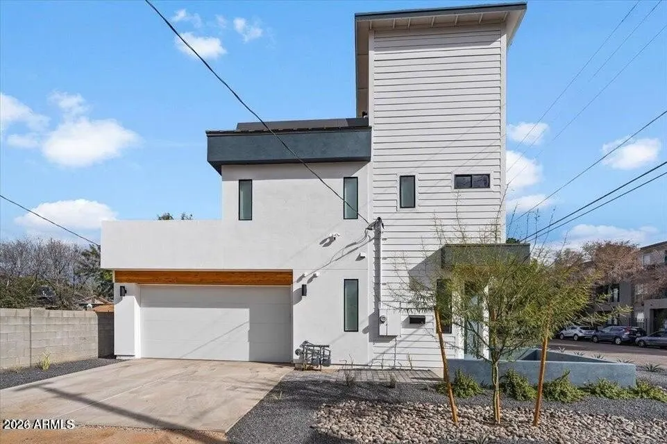 230 W Monterosa St Phoenix, AZ 85013 photo 4