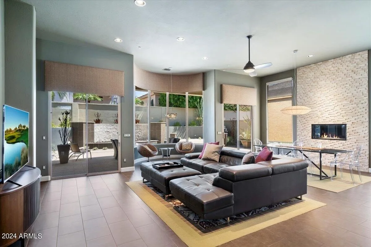 8228 E Mohawk Ln Scottsdale, AZ 85255 photo 4