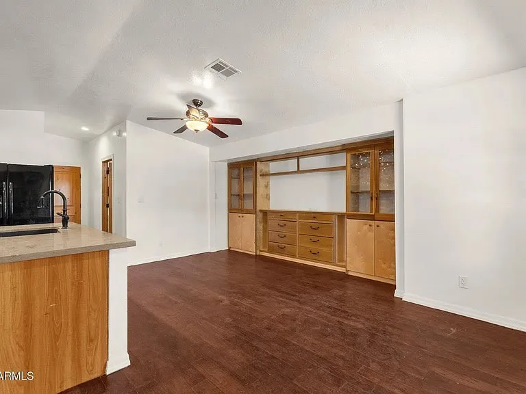 2107 West Wilshire Drive, Unit A Rental photo 3