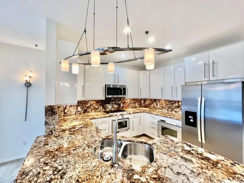 5845 Friars Rd San Diego, CA 92110 photo 3