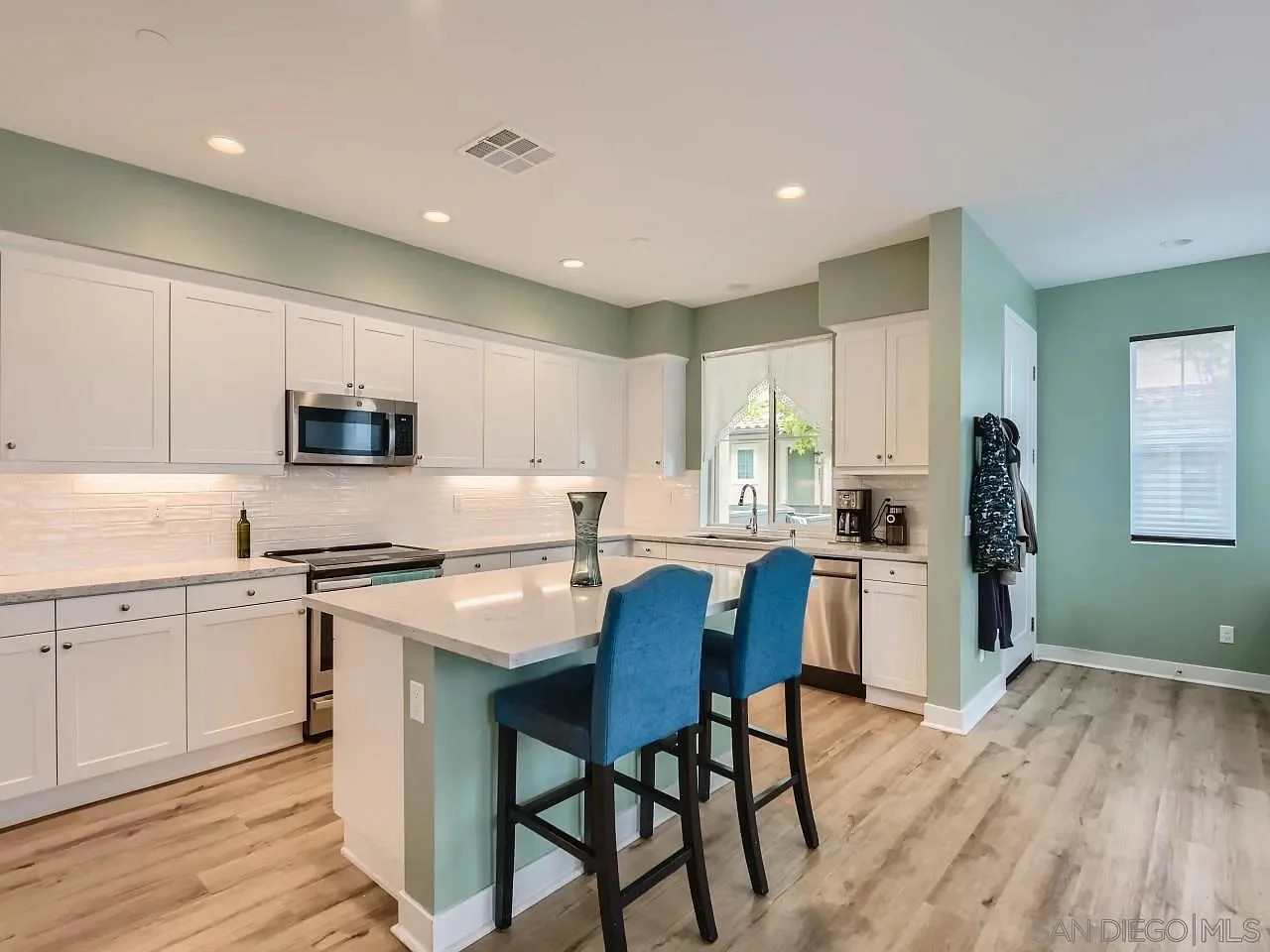 8710 Barbados Lane