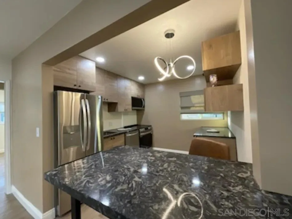 3034 Newell Street photo 3
