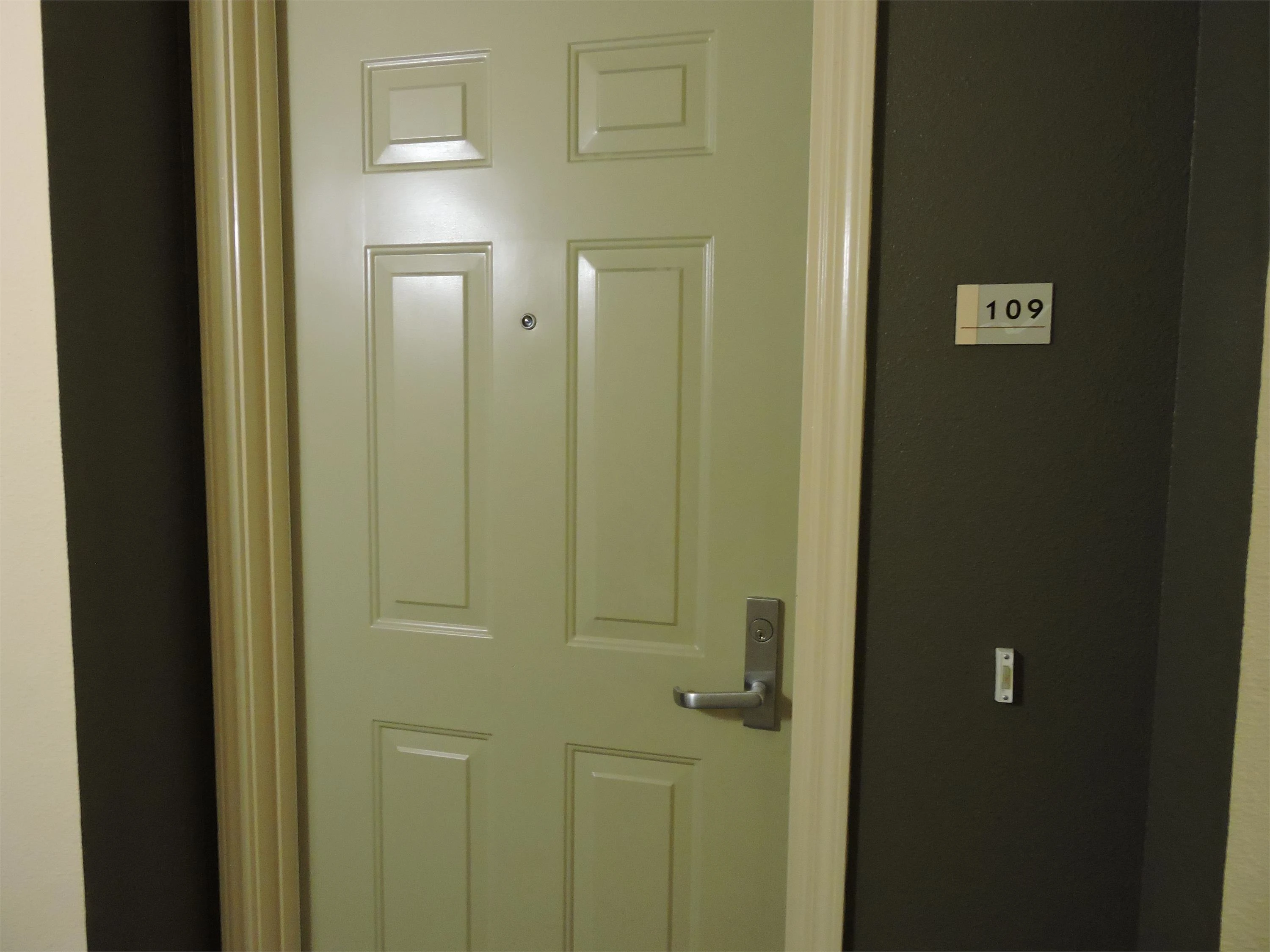 8200 Ocean View Terrace - 1 photo 2