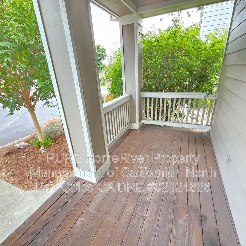 1052 Addison Cir Petaluma, CA 94952 photo 5