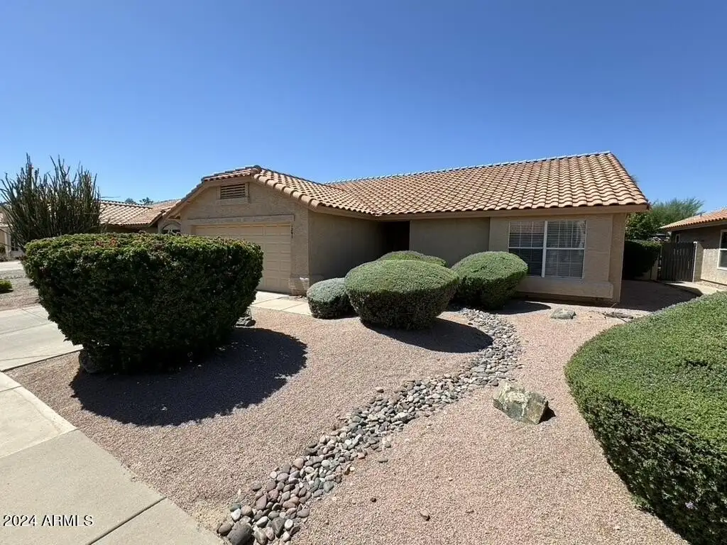 1290 W Butler Dr photo 3