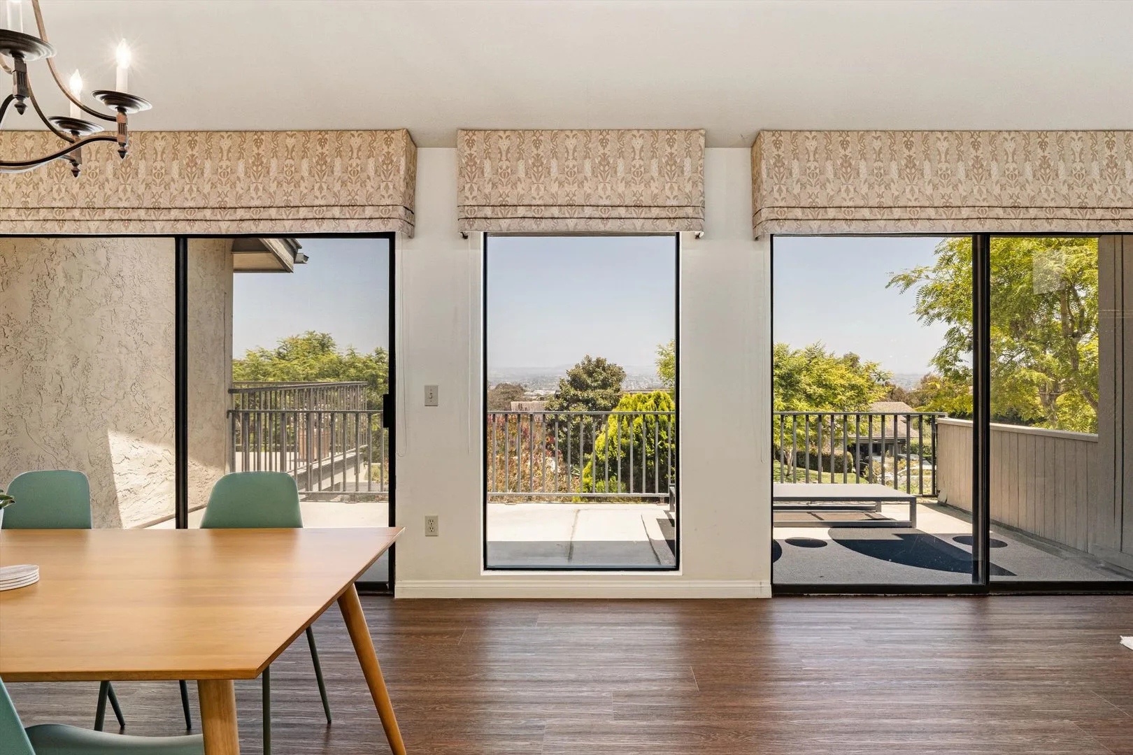 LJ Townhome with Mountain views photo 5