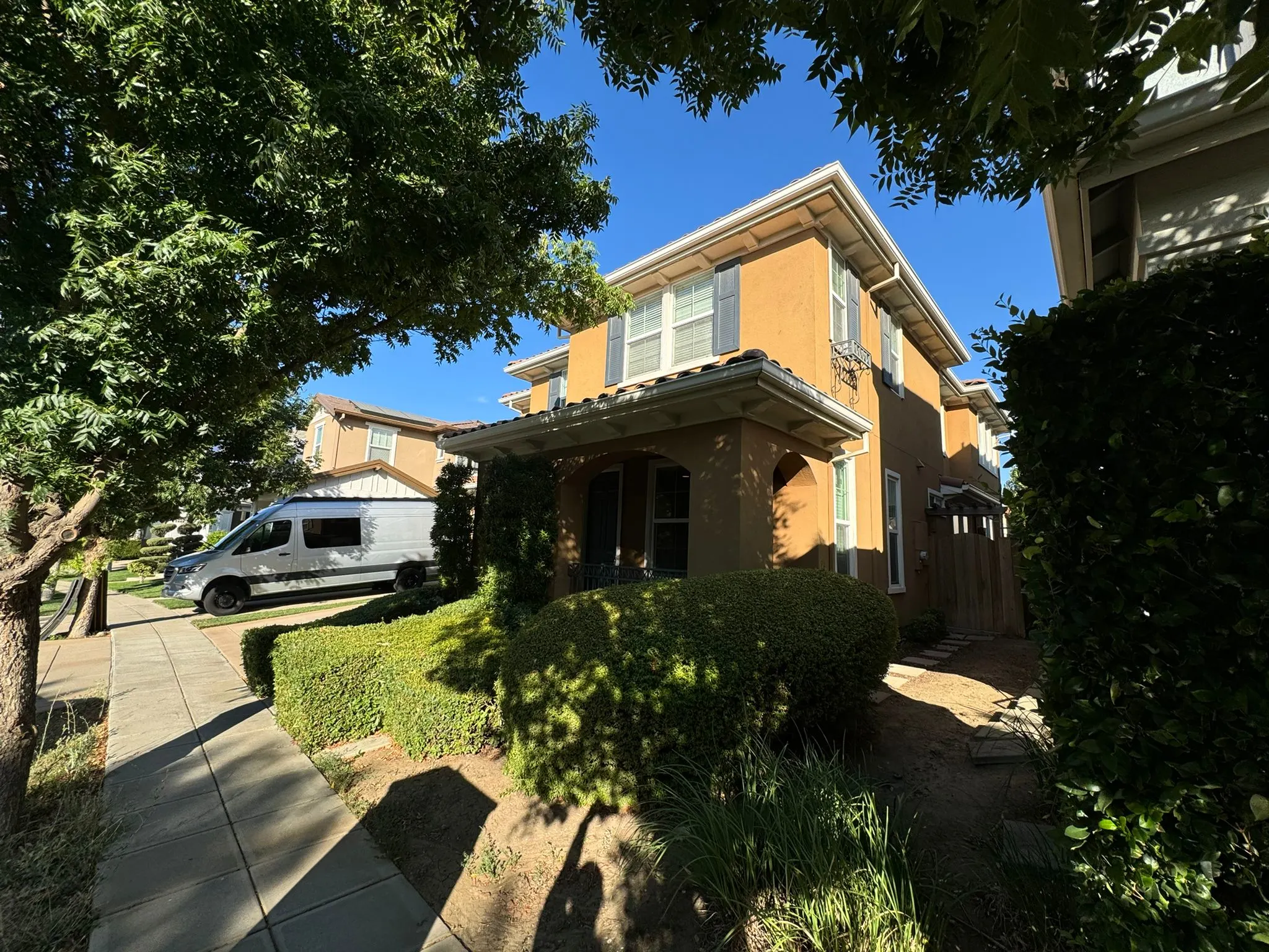 220 N Lafayette St photo 4