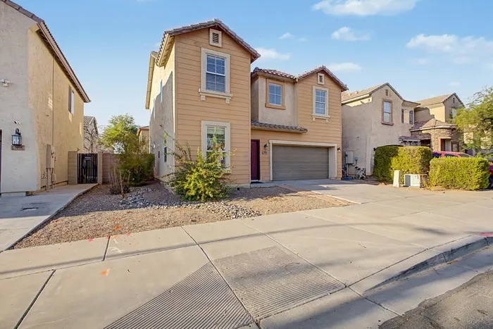 8932 W Hammond Ln Tolleson, AZ 85353 photo 4