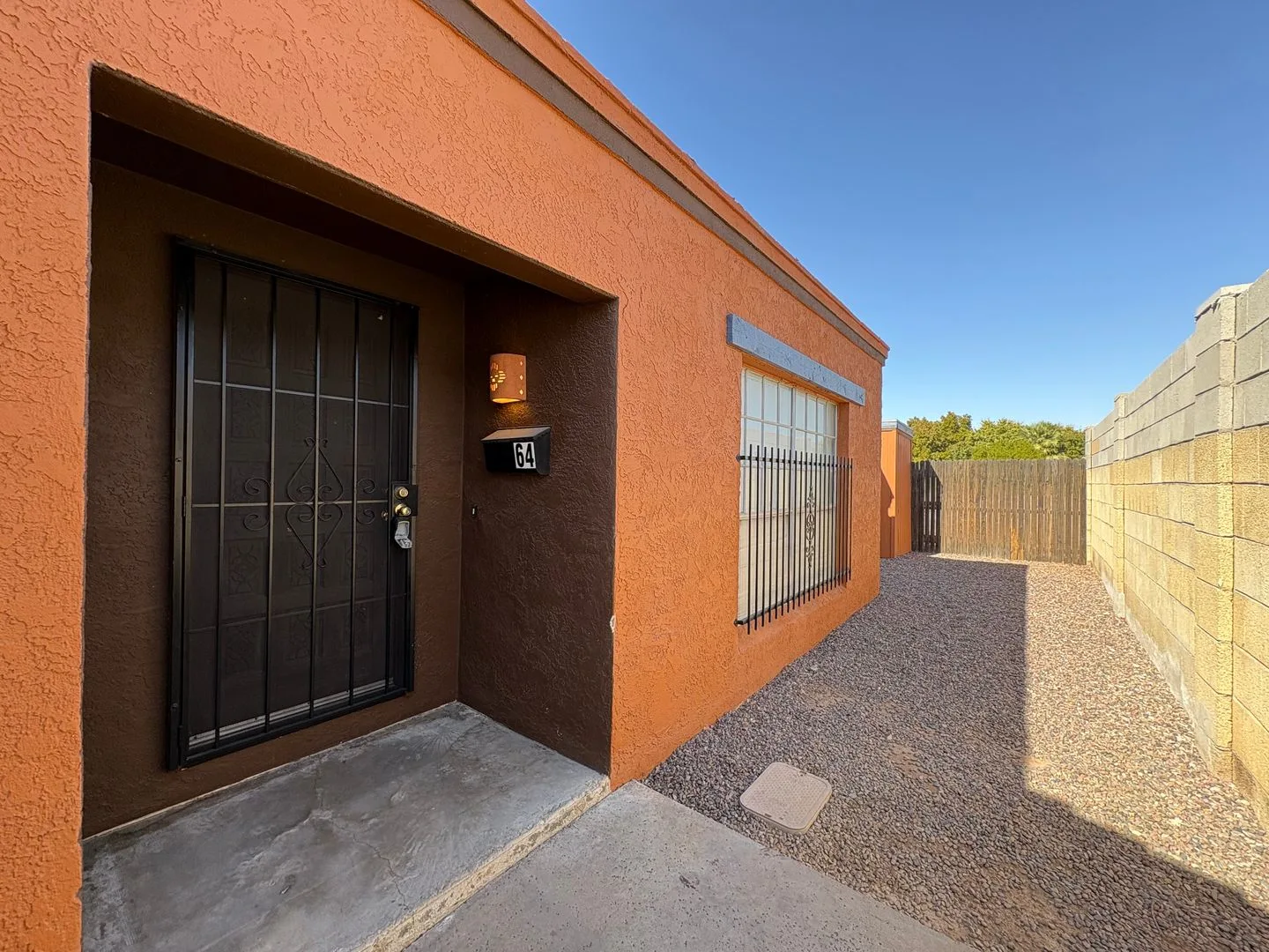 64 W Brown Rd Mesa, AZ 85201