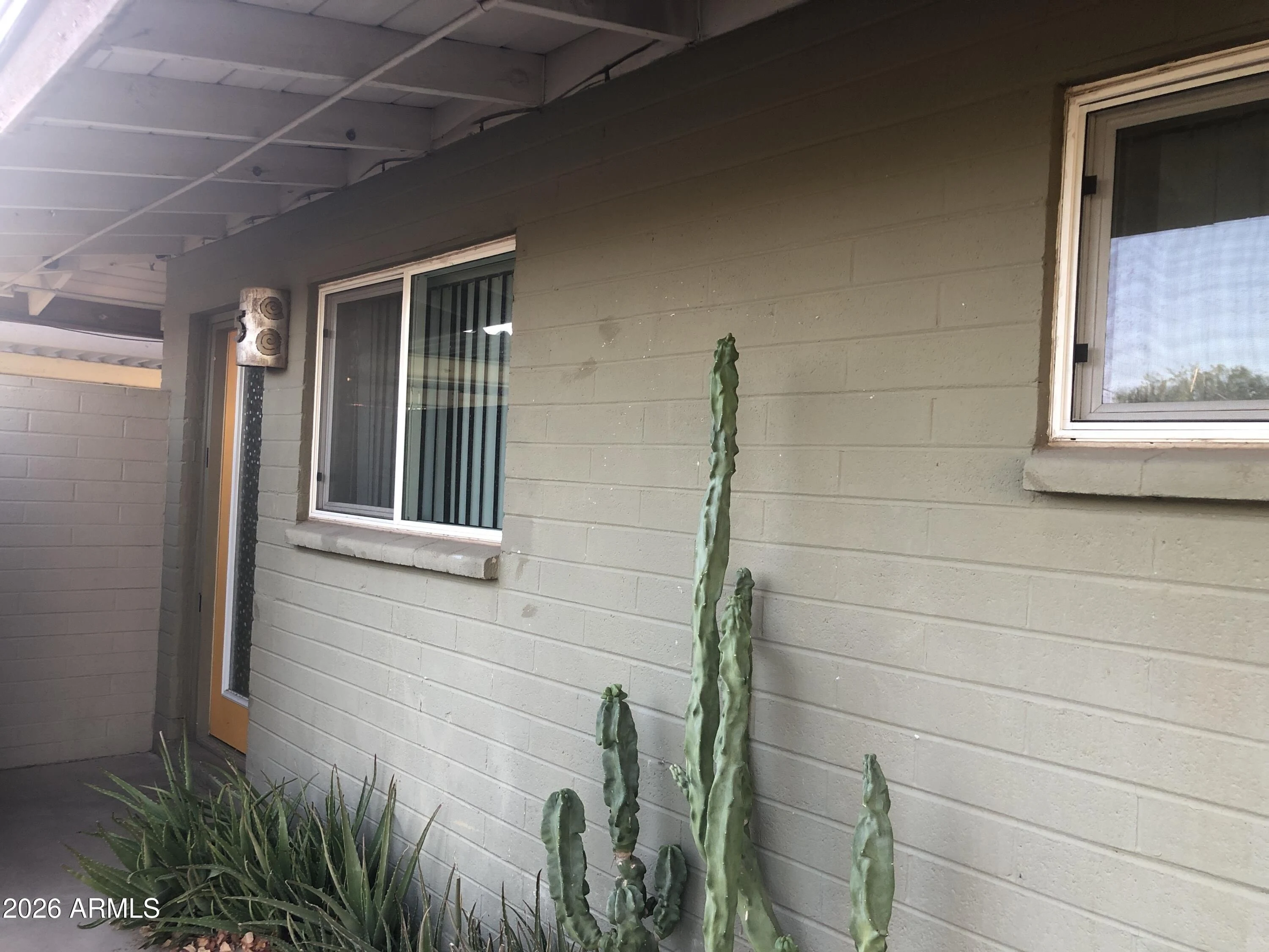 2020 S Granada Dr Tempe, AZ 85282 photo 3