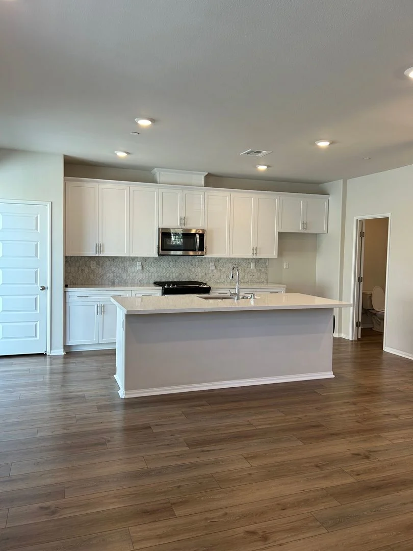 40596 Birchfield Dr photo 3