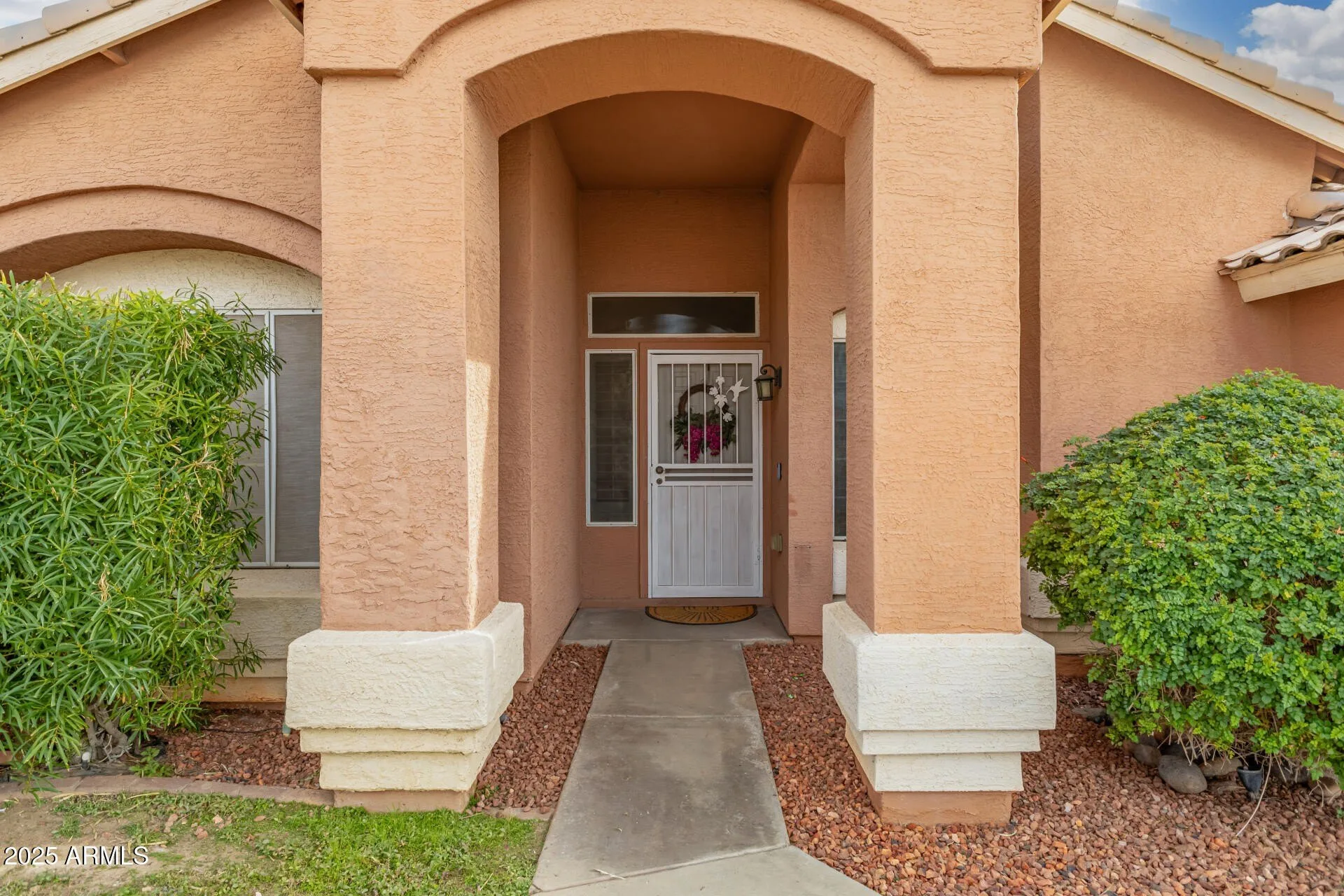 15221 N 87th Dr Peoria, AZ 85381 photo 4