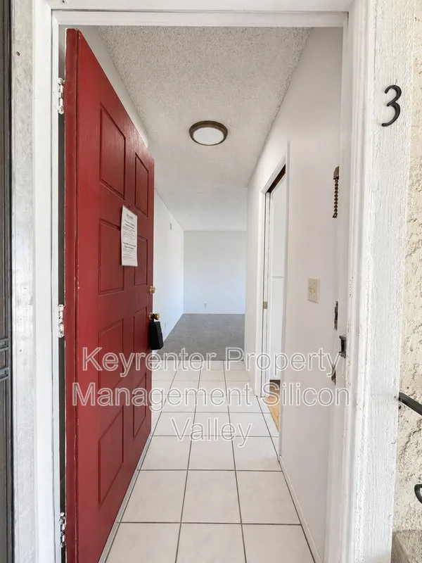 1104 Delna Manor Lane, San Jose, CA 95128 photo 4
