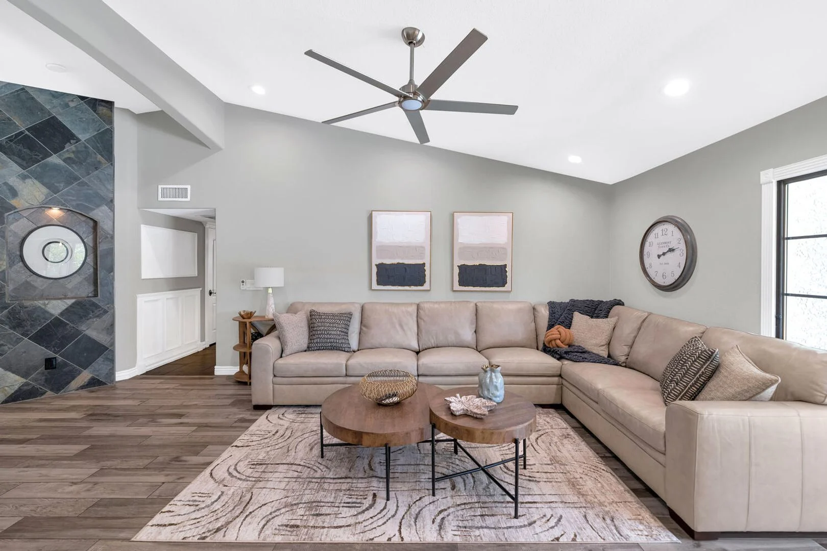 1439 S almar Cir Mesa, AZ 85204 photo 4