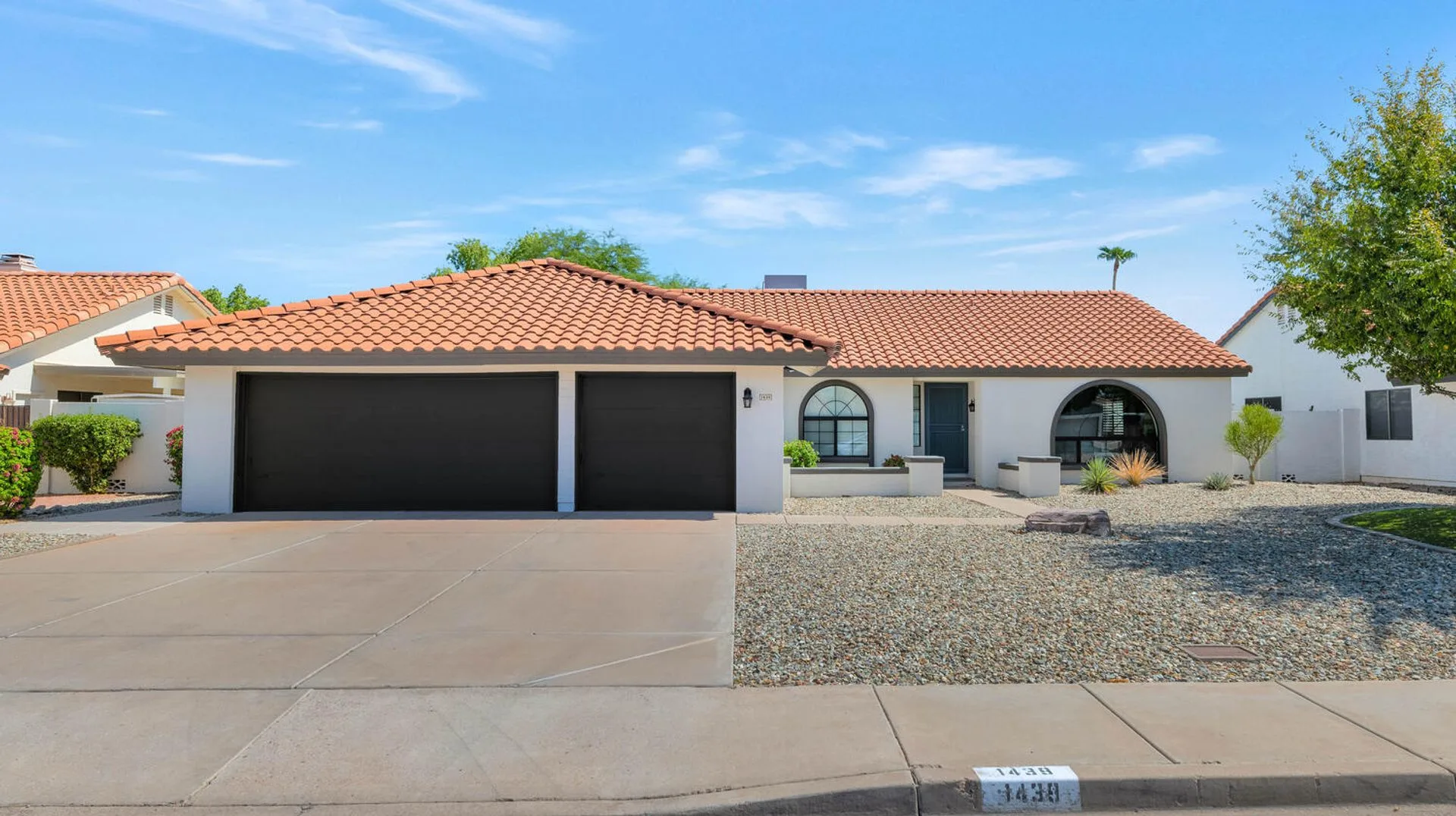 1439 S almar Cir Mesa, AZ 85204 photo 2