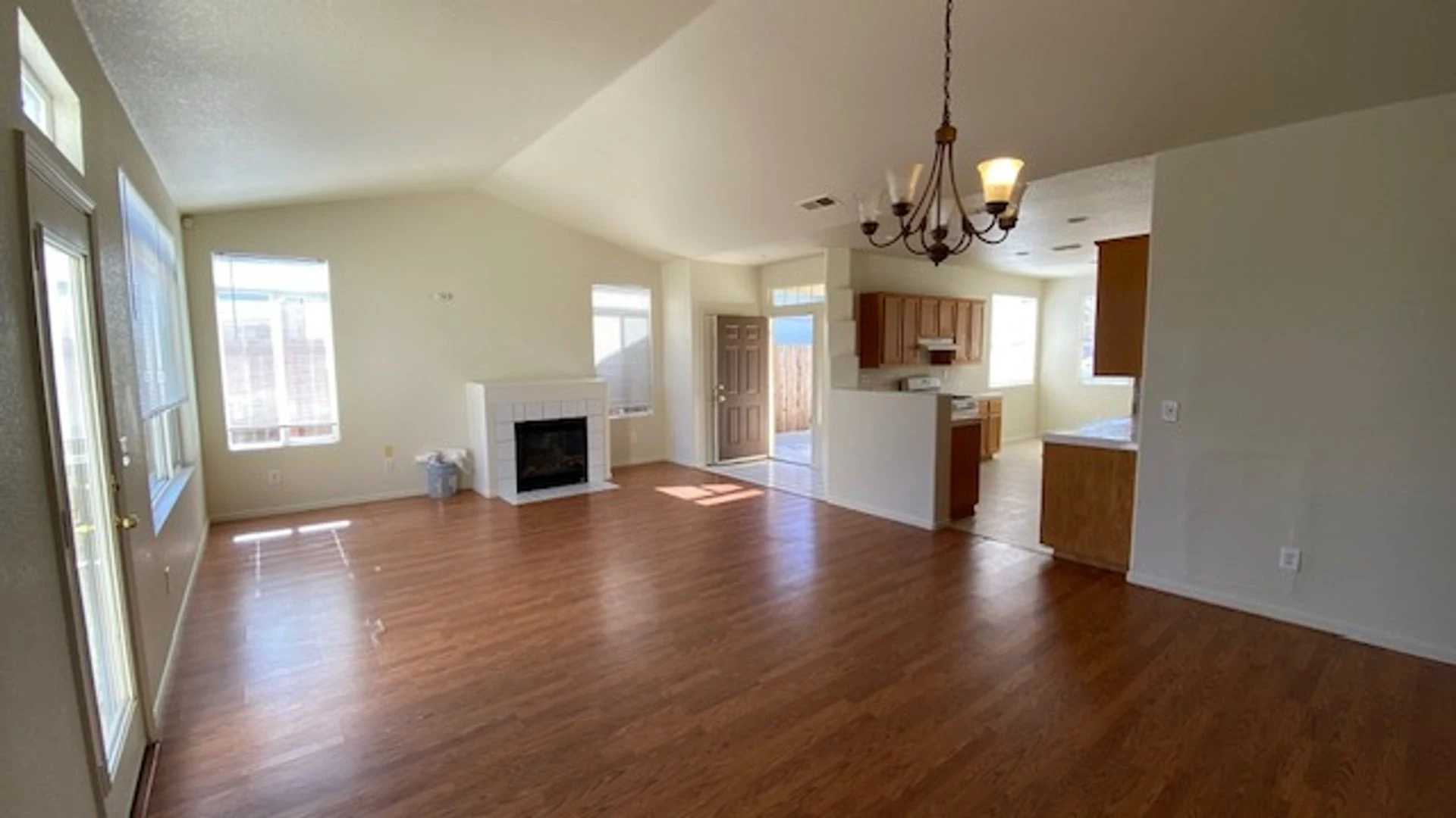 566 Stewart Way Rio Vista, CA 94571 photo 5