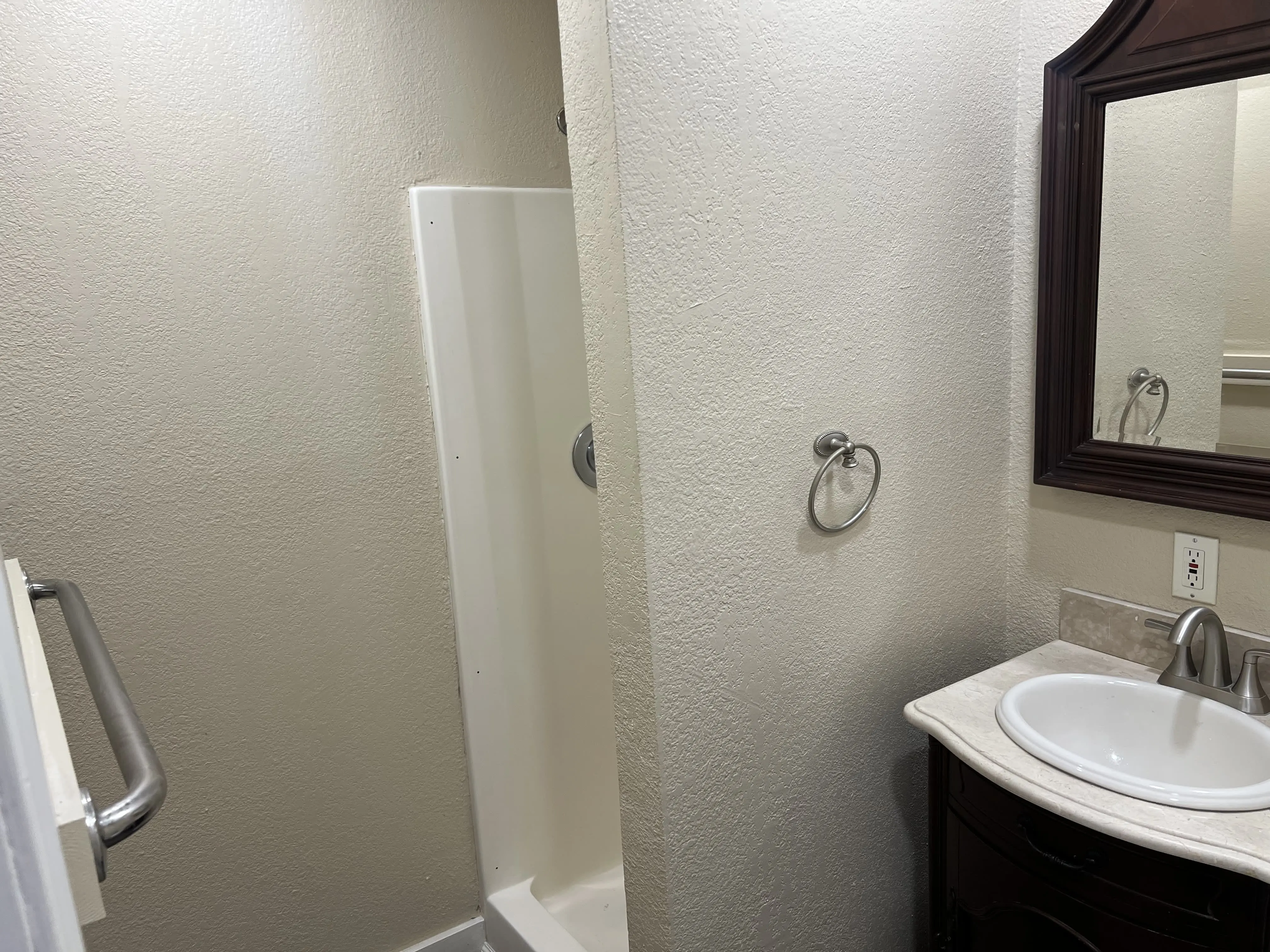 2726 Willow Pass Road, Unit 2726 Rental photo 4