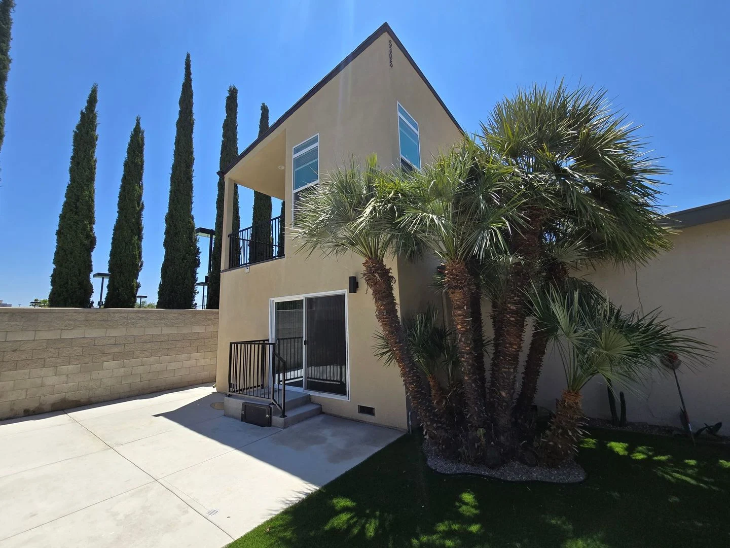 5305 Hewlett Dr photo 2