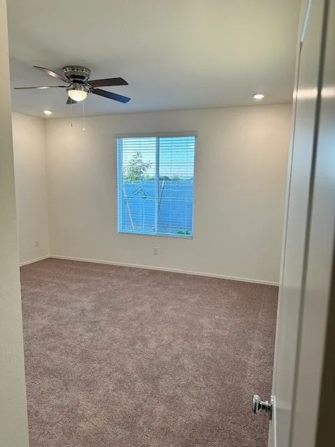 17994 W Cielo Grande Ave photo 2