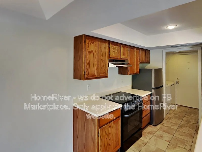 8853 S 48th St photo 4