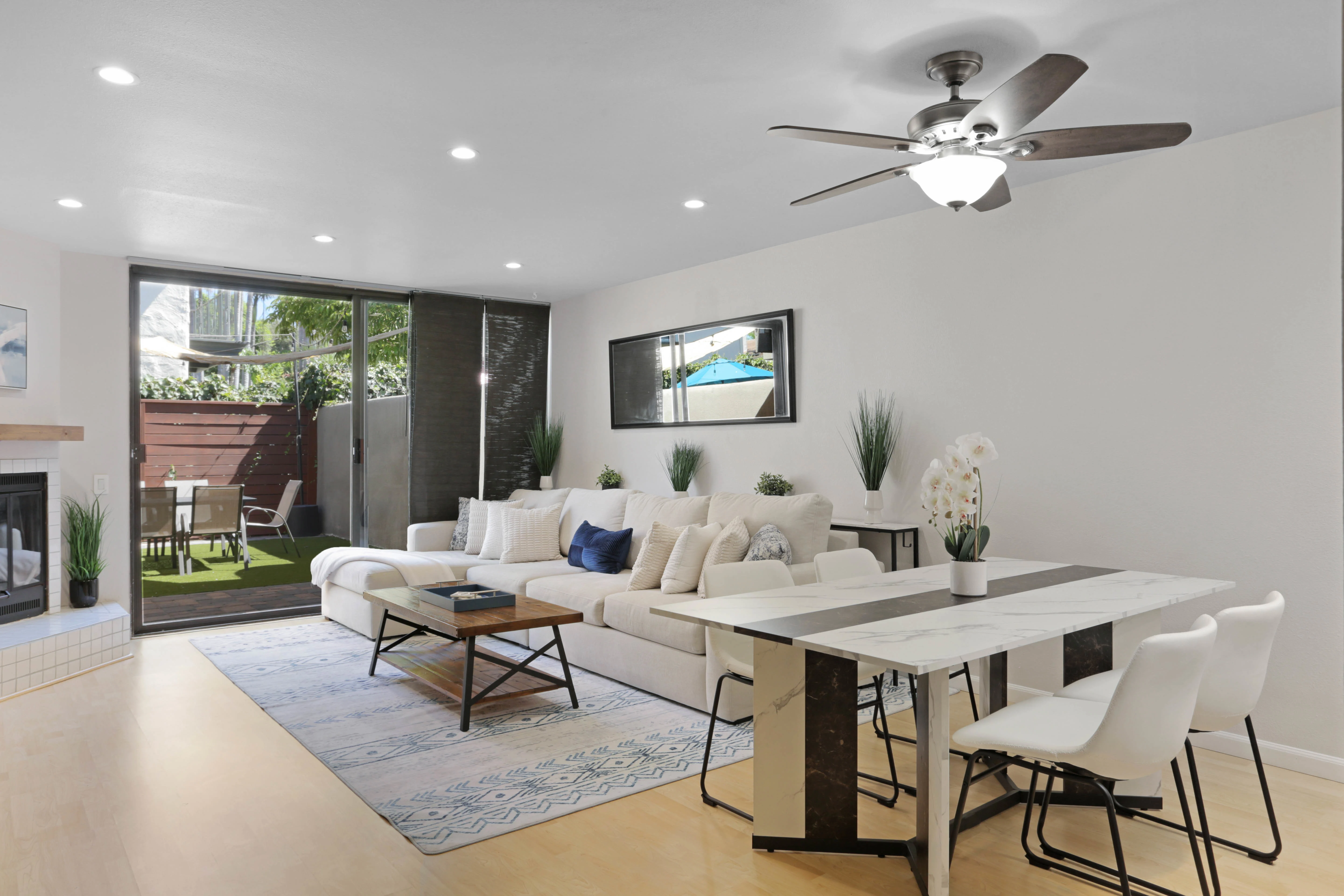 3054 Rue D’Orleans San Diego, CA 92110 photo 3
