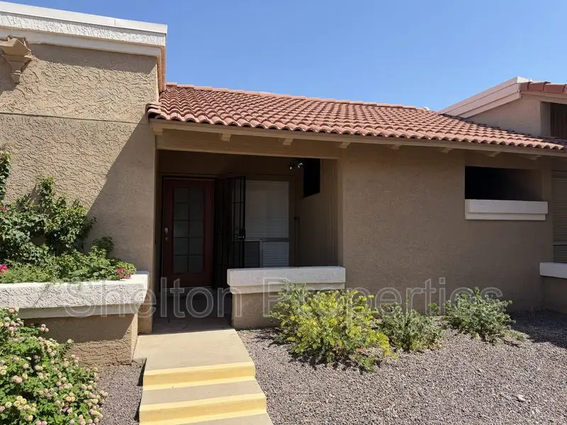 501 W Tonopah Dr Phoenix, AZ 85027 photo 4