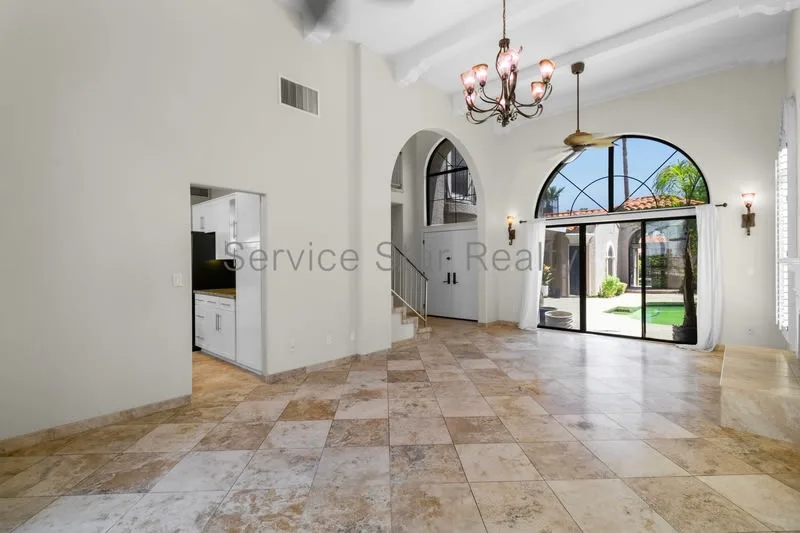 8750 E Via Del Valle photo 5