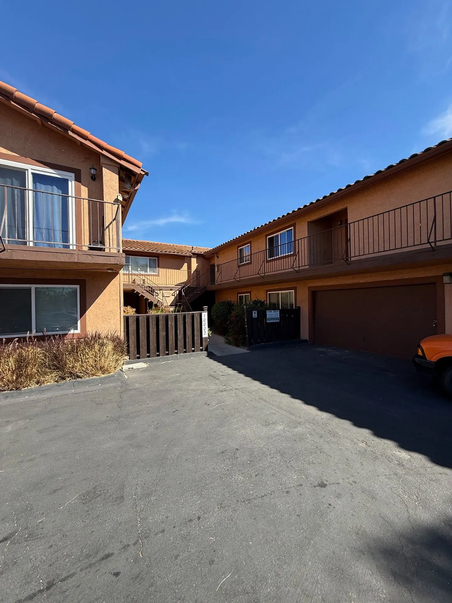 Spacious 2 Bedroom 2 Bathroom Home in Spring Valley photo 2
