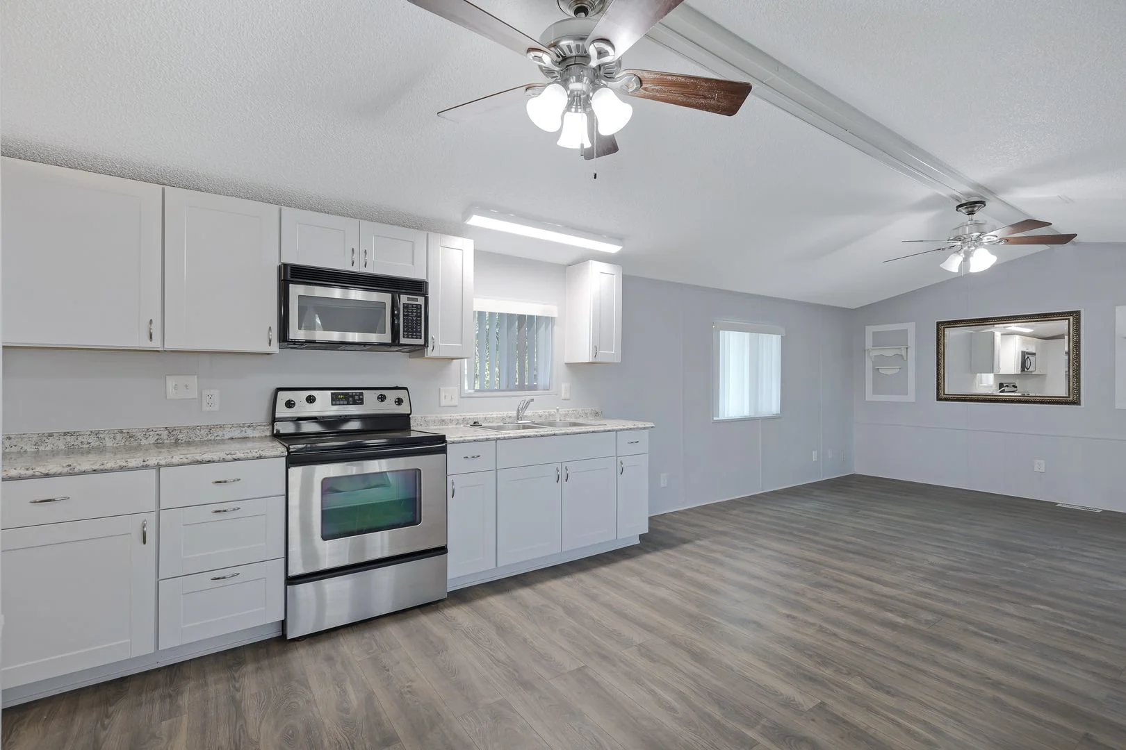 755 W Dewey Ave unit Coolidge photo 5