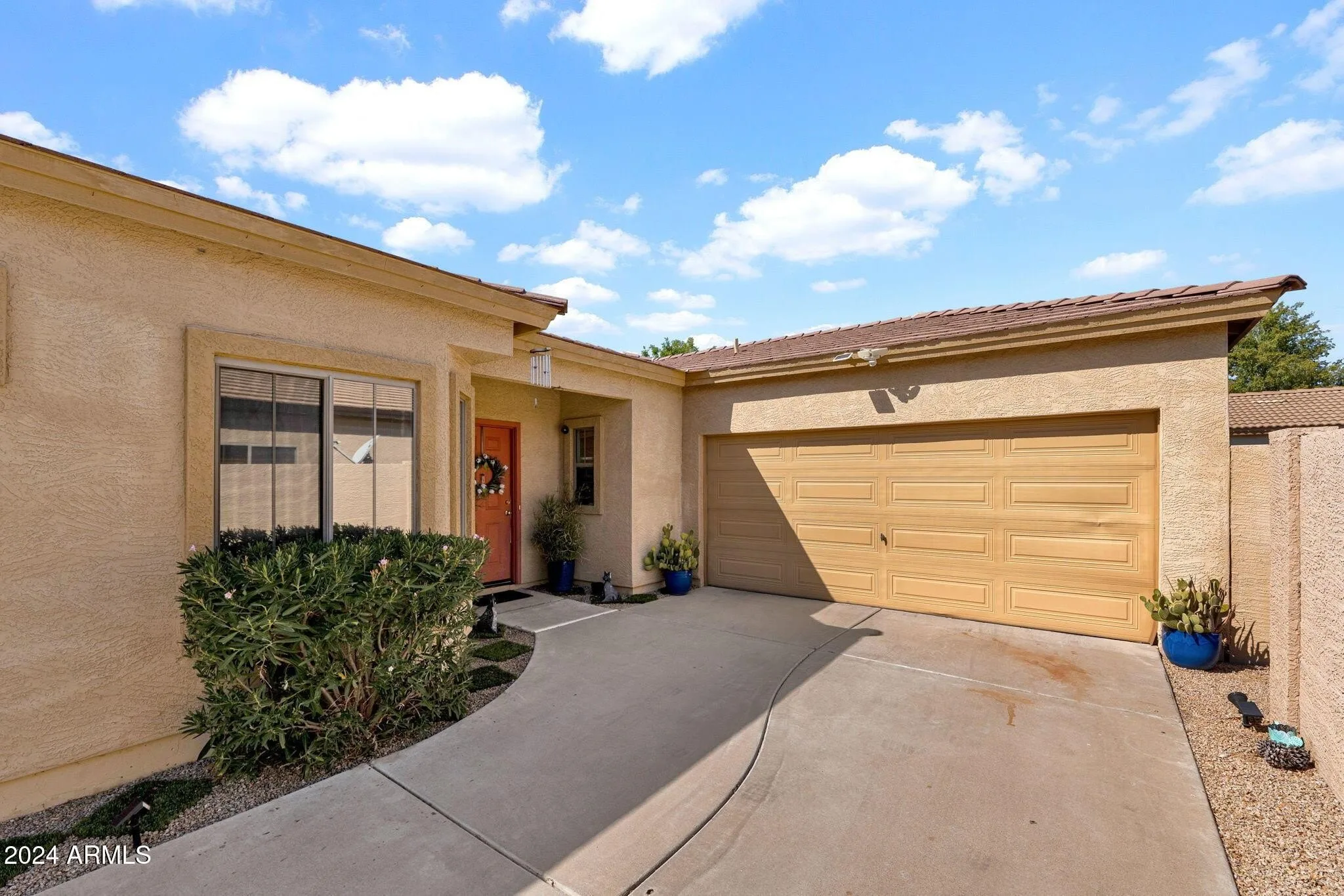 868 E Savannah Dr Chandler, AZ 85225 photo 5